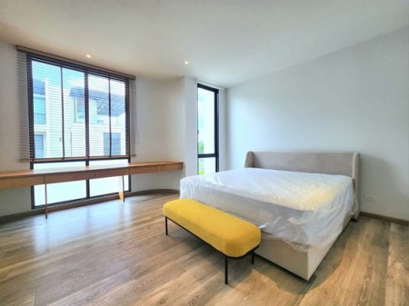 ขาย ทาวน์โฮม ใกล้สาทรสีลม ทาวน์โฮมหรูพระราม3 รายล้อมด้วยโรงเรียนนานาชาติ Luxury-Townhome-Located-in-the-heart-ofRamaIII–Sathupradit Luxury-townhome-Rama3-For-Home-office